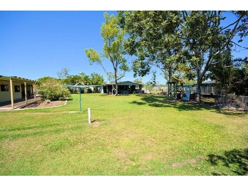 11 Holstein Place, Black River QLD 4818