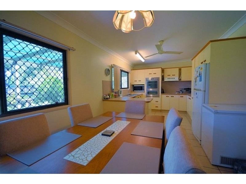 11 Holstein Place, Black River QLD 4818