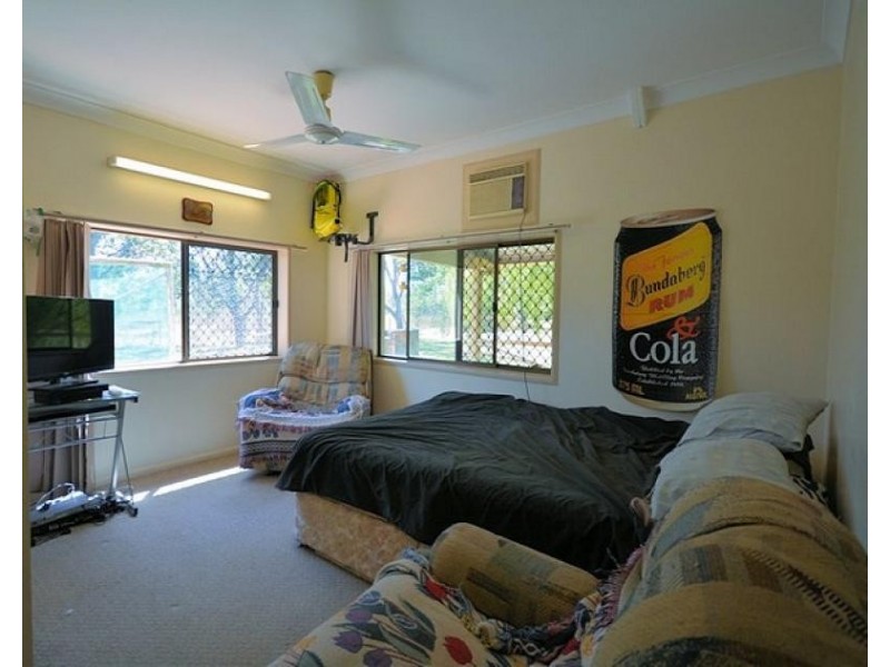 11 Holstein Place, Black River QLD 4818