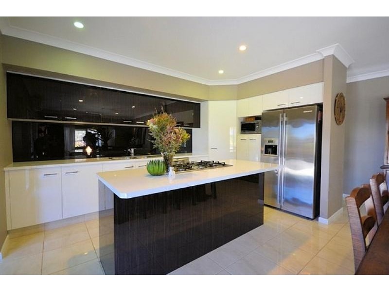 113 the Esplanade, Toolakea QLD 4818