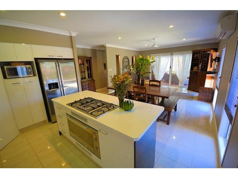 113 the Esplanade, Toolakea QLD 4818