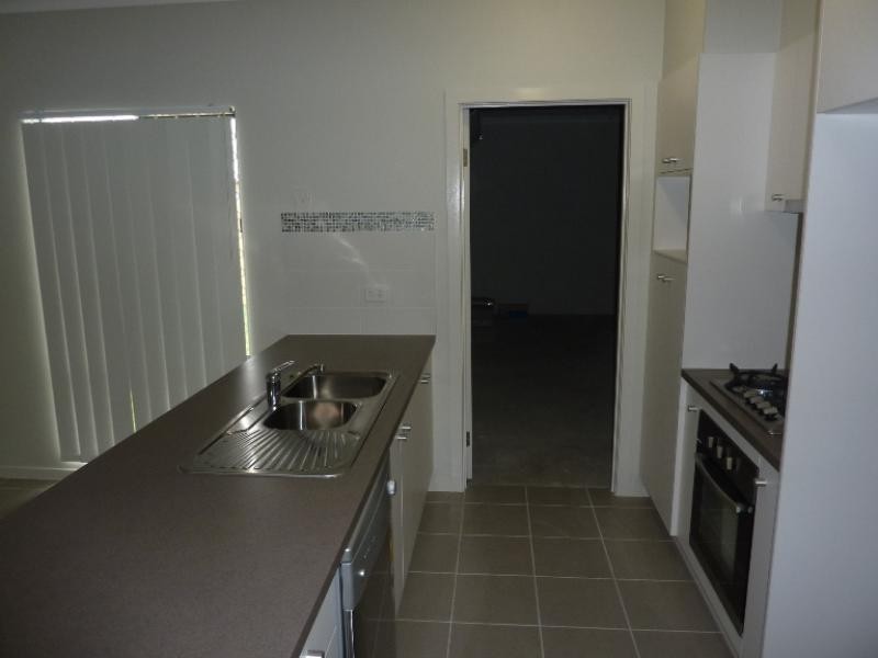 7 Corang Way, Kelso QLD 4815