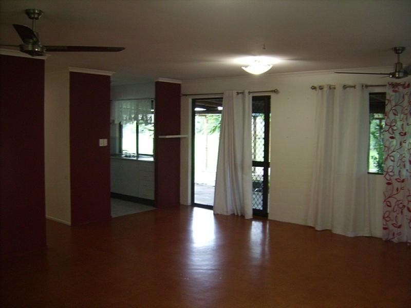 3 Mawson Street, Bluewater QLD 4818