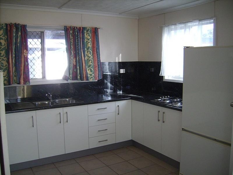 4 esplanade, Jerona QLD 4809