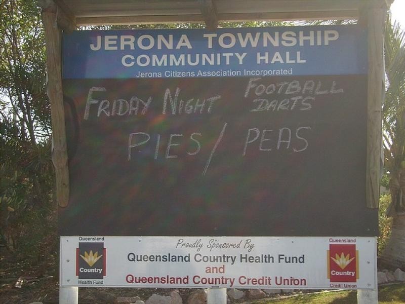 4 esplanade, Jerona QLD 4809