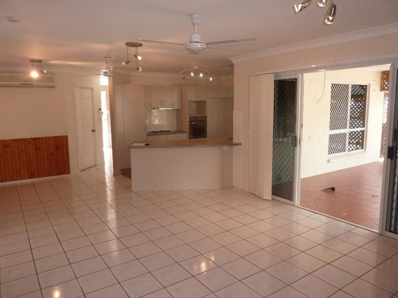 16 Currawong Street, Condon QLD 4815