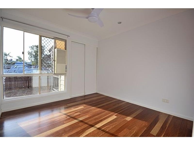 6 Island Street, Saunders Beach QLD 4818