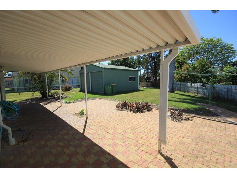 12 Banfield Drive, Mount Louisa QLD 4814