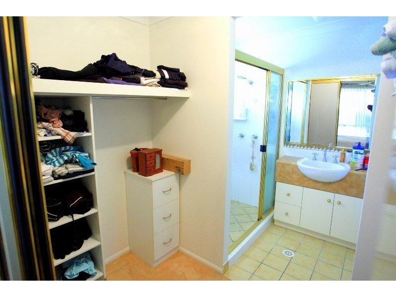 6 Concord Crescent, Kirwan QLD 4817