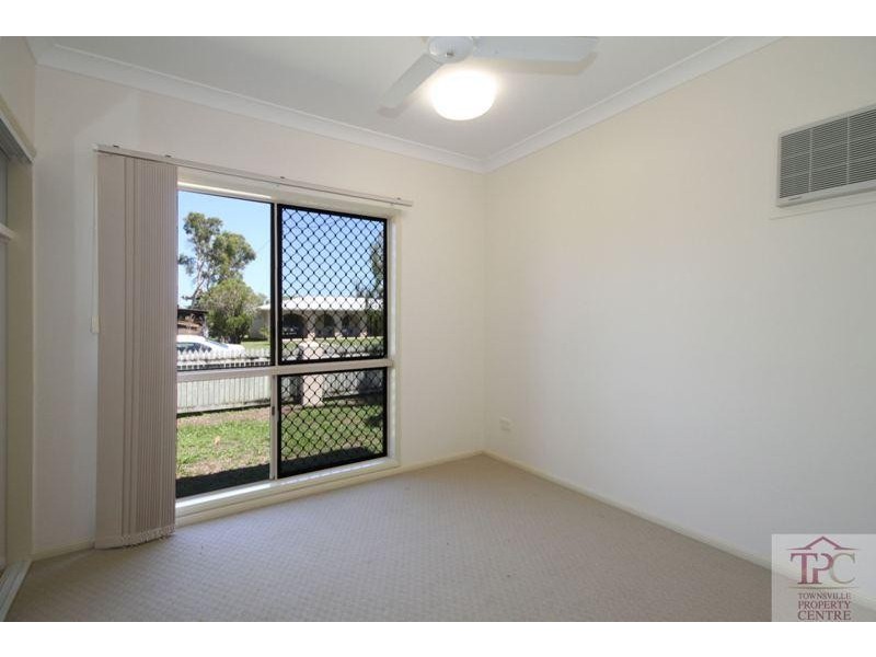 22 Sweet Street, Rosslea QLD 4812