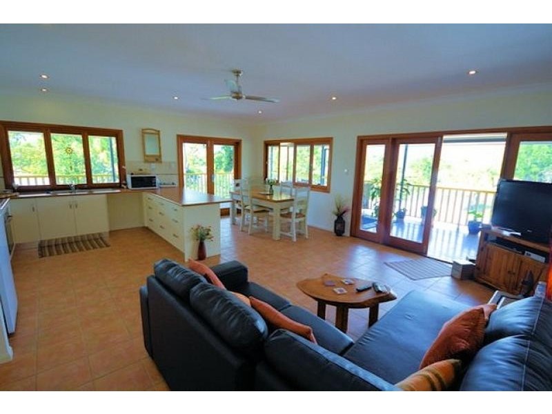 5 Saltwater Drive, Toomulla QLD 4816