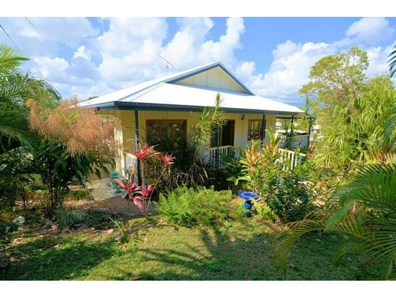 5 Saltwater Drive, Toomulla QLD 4816