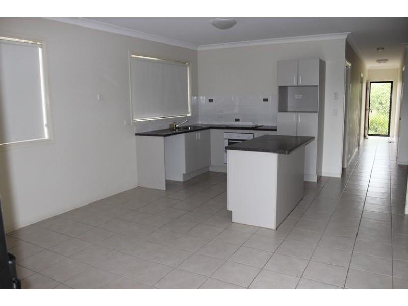 2B Millie  Court, Kelso QLD 4815