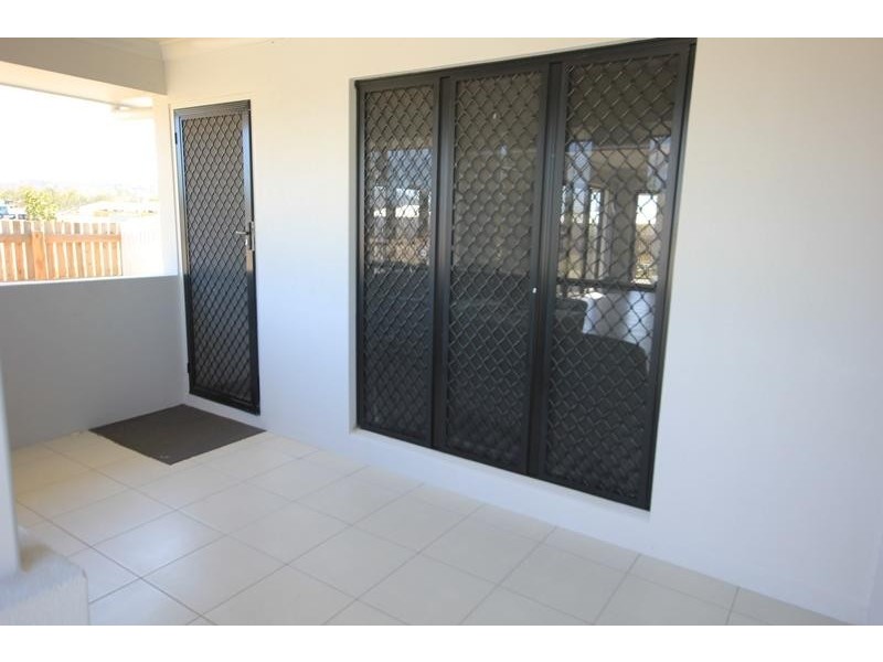 16 The Grange Street, Shaw QLD 4818