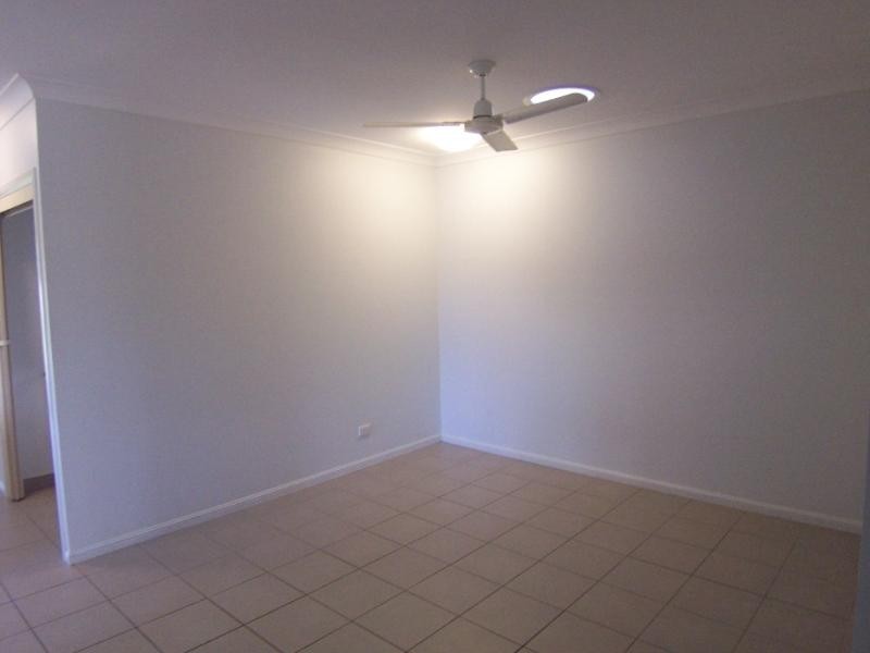 1/39 Girgenti Avenue, Kelso QLD 4815