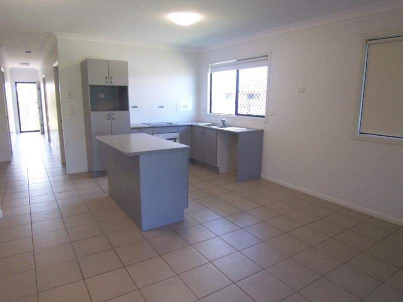 1/39 Girgenti Avenue, Kelso QLD 4815