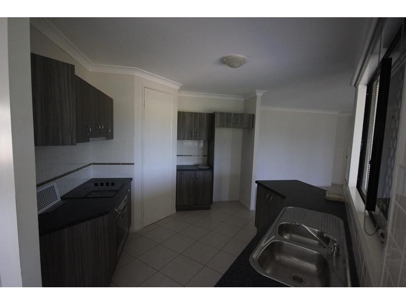 117 Shutehaven Circuit, Bushland Beach QLD 4818