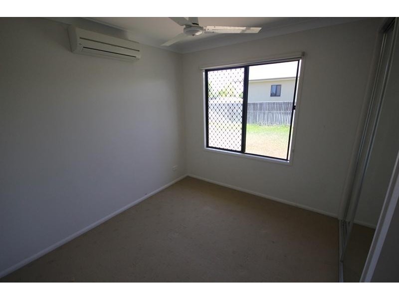 117 Shutehaven Circuit, Bushland Beach QLD 4818