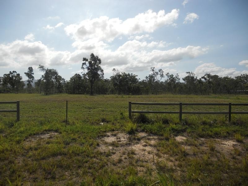 101 Cradler Court, Bluewater Park QLD 4818