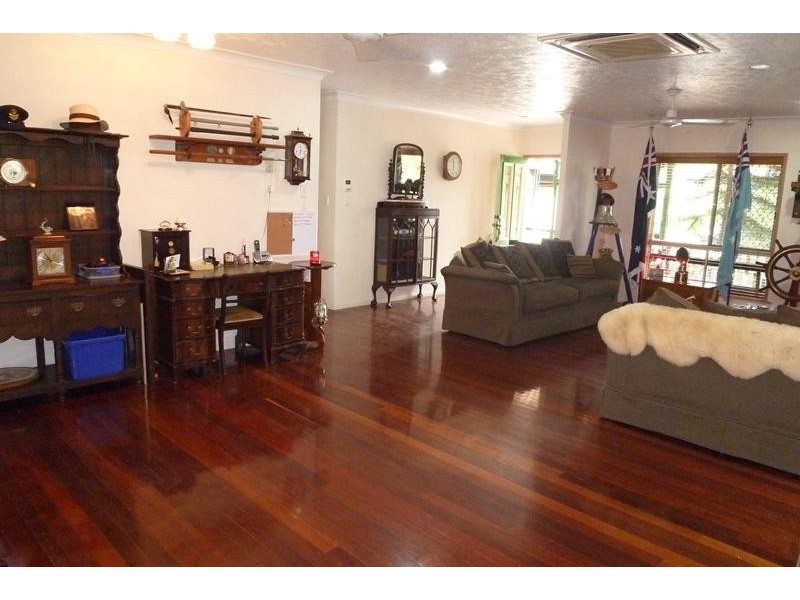 3 Saddle  Court, Mount Louisa QLD 4814