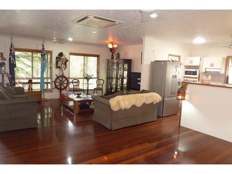 3 Saddle  Court, Mount Louisa QLD 4814