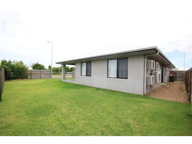 38 Bookara Gum Crescent, Mount Low QLD 4818