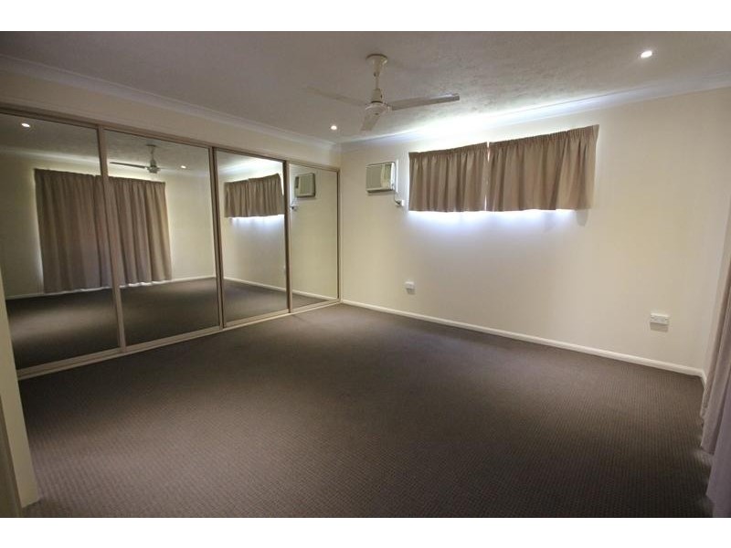 6 Monteray Way, Kirwan QLD 4817