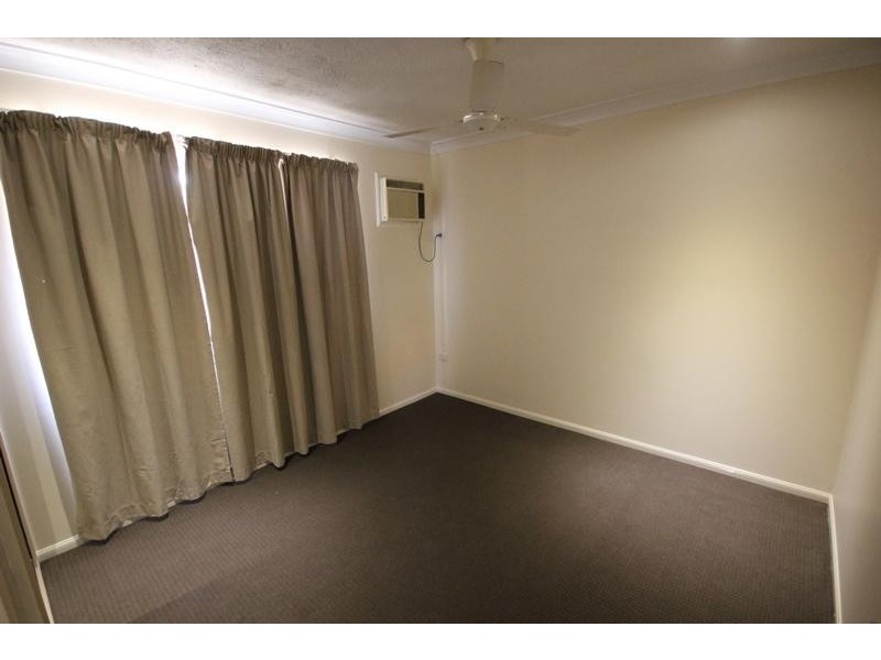 6 Monteray Way, Kirwan QLD 4817