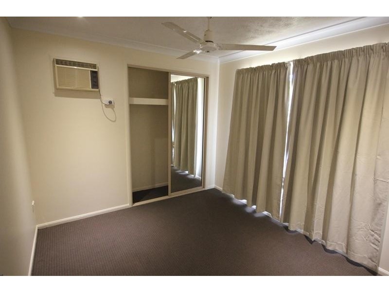 6 Monteray Way, Kirwan QLD 4817