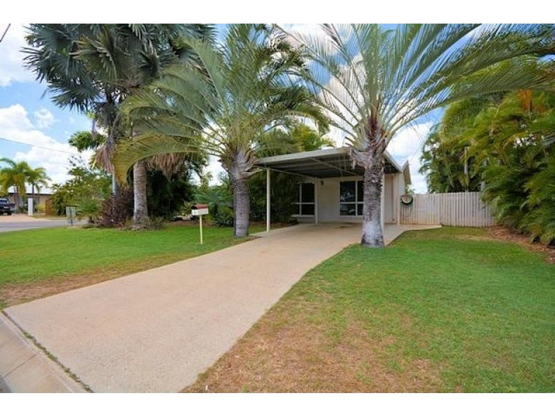 1 Sapphire  Court, Deeragun QLD 4818