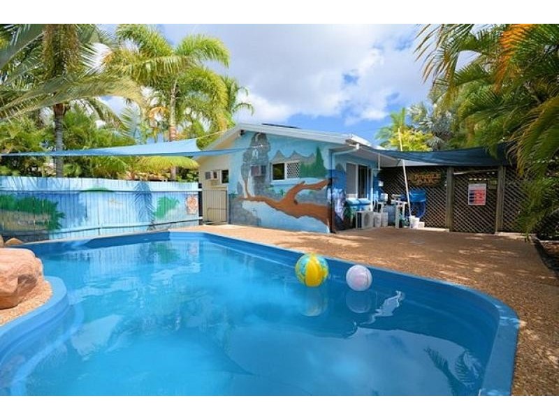 1 Sapphire  Court, Deeragun QLD 4818