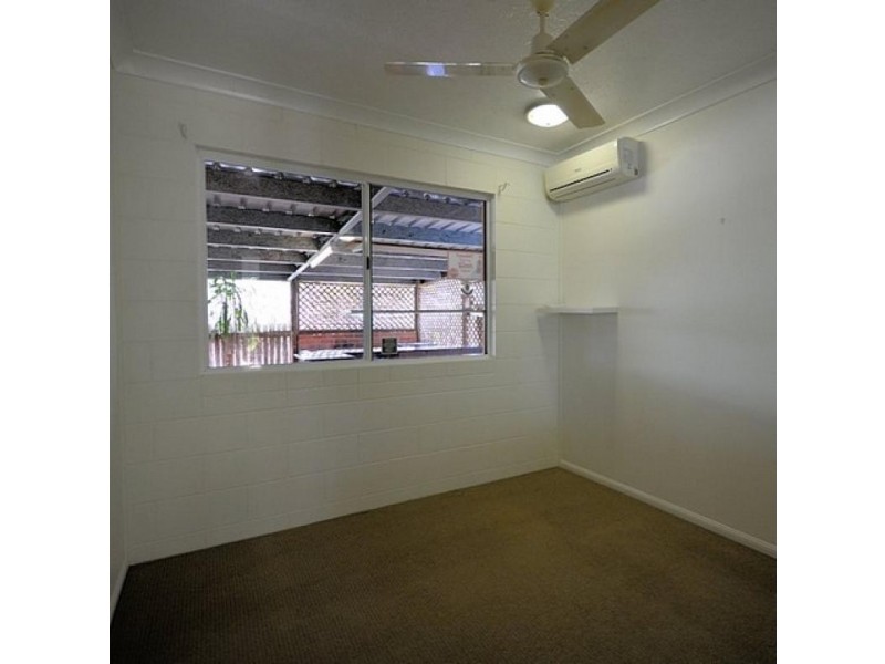 1 Sapphire  Court, Deeragun QLD 4818