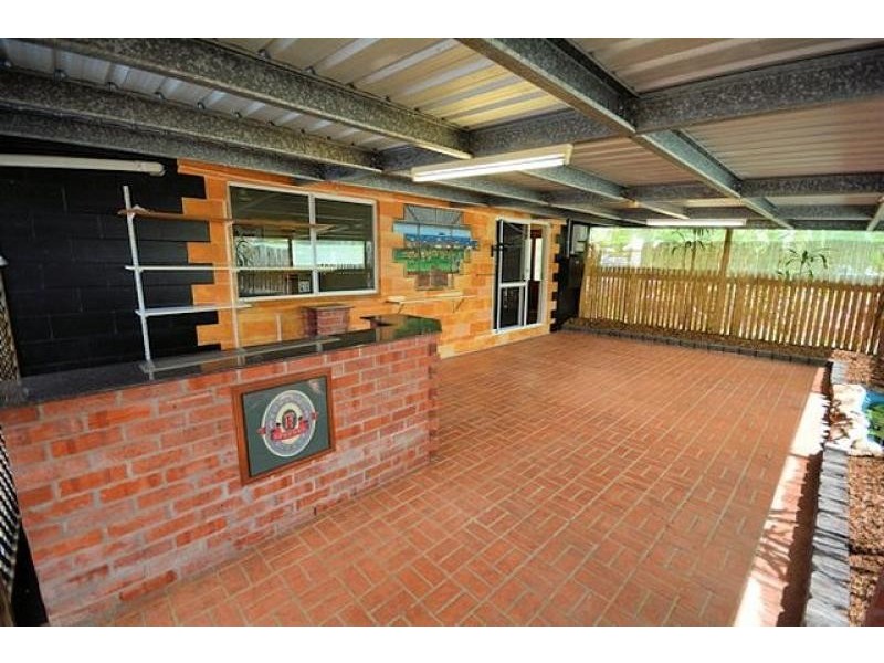 1 Sapphire  Court, Deeragun QLD 4818