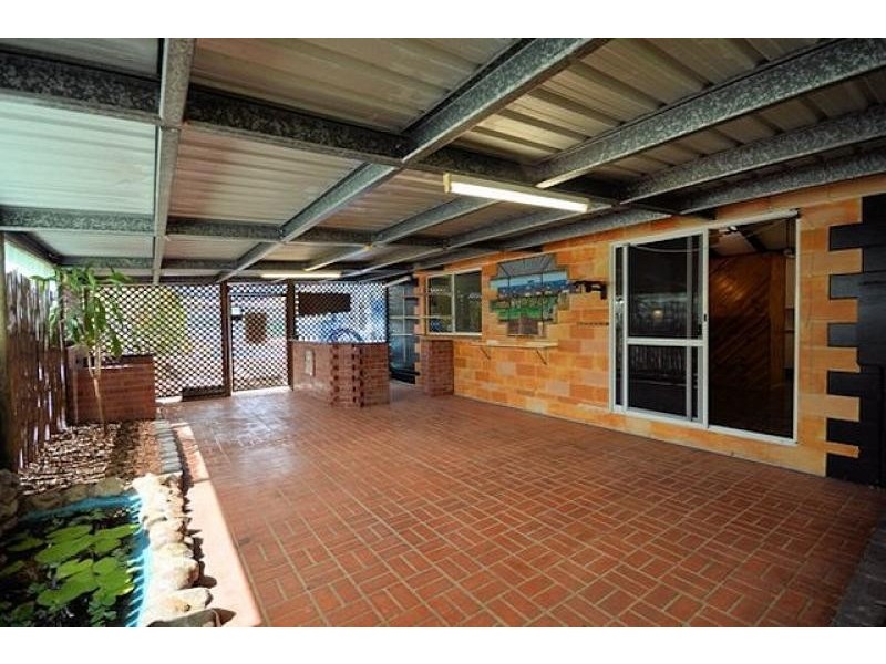 1 Sapphire  Court, Deeragun QLD 4818