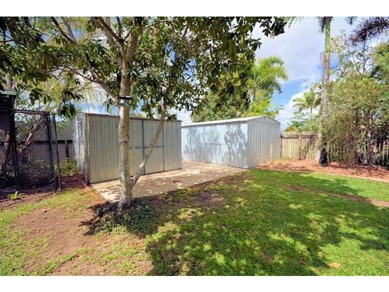1 Sapphire  Court, Deeragun QLD 4818