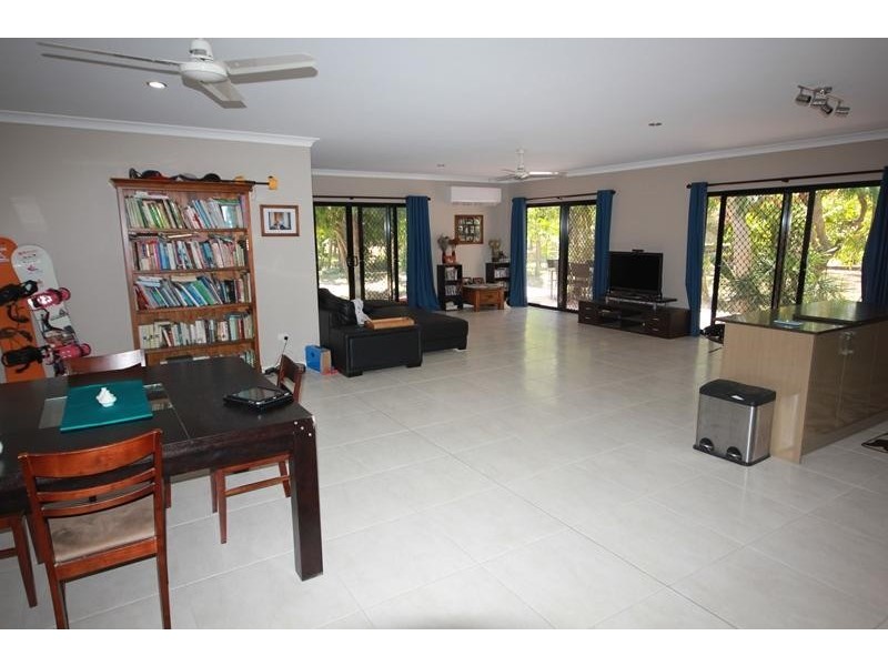 20 Lodestone Street, Bluewater QLD 4818