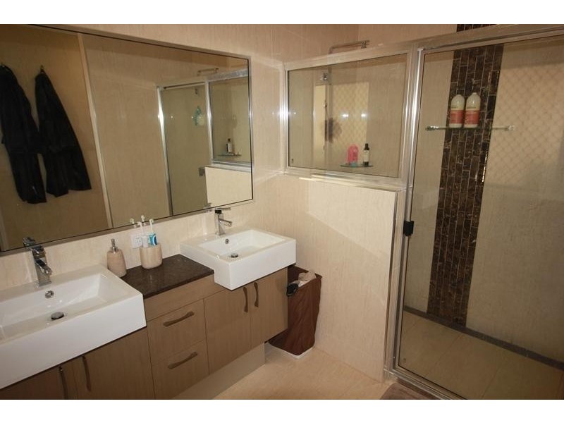 20 Lodestone Street, Bluewater QLD 4818