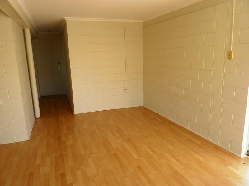 17 Champagne  Crescent, Kelso QLD 4815