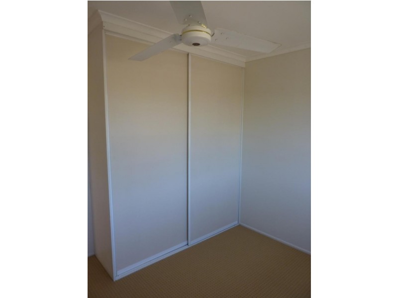 17 Champagne  Crescent, Kelso QLD 4815