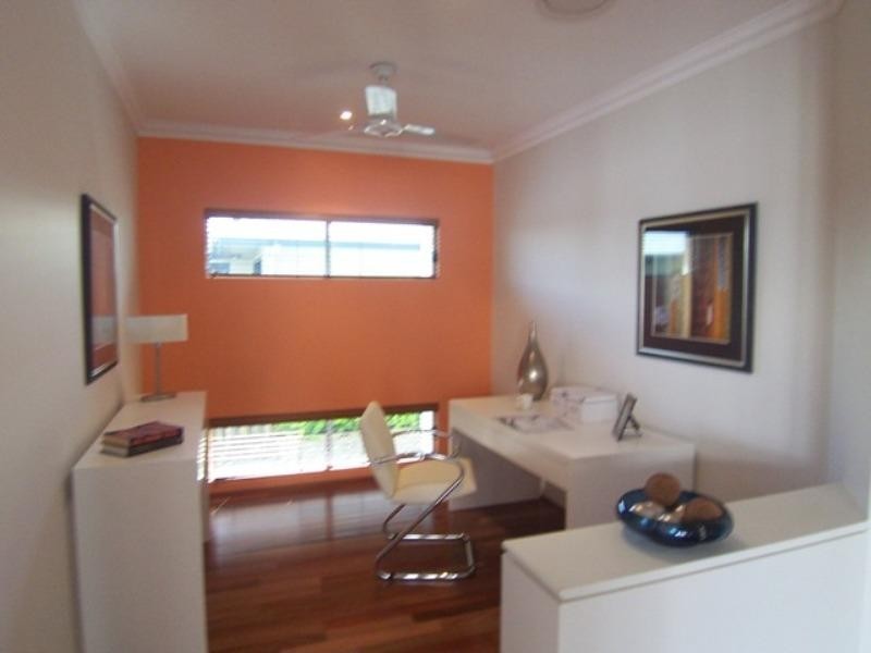 36 Dunlop Street, Kelso QLD 4815