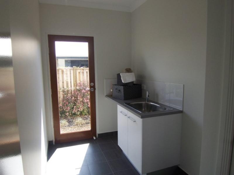 36 Dunlop Street, Kelso QLD 4815