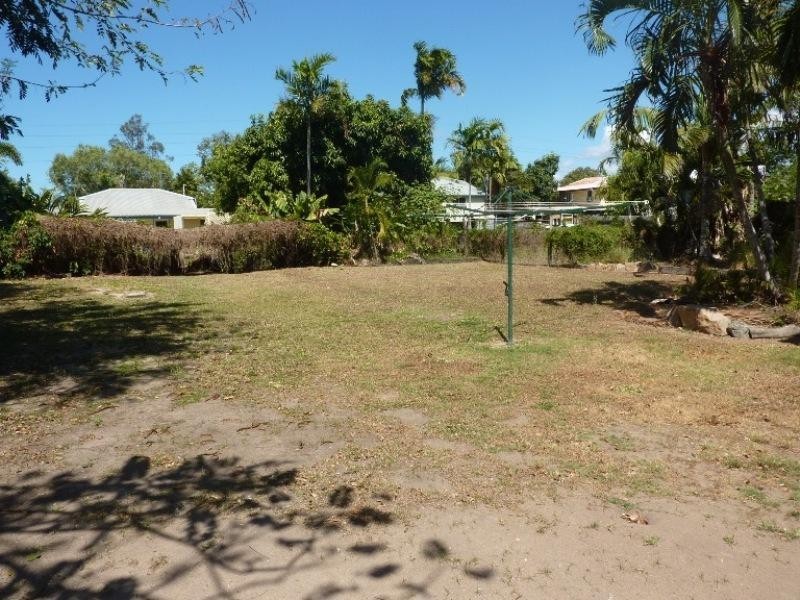 53 Twelfth Avenue, Railway Estate QLD 4810