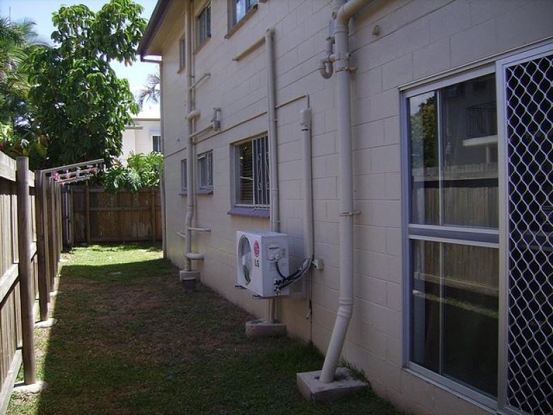 UNIT 2/10 Ethel  Street, Hyde Park QLD 4812