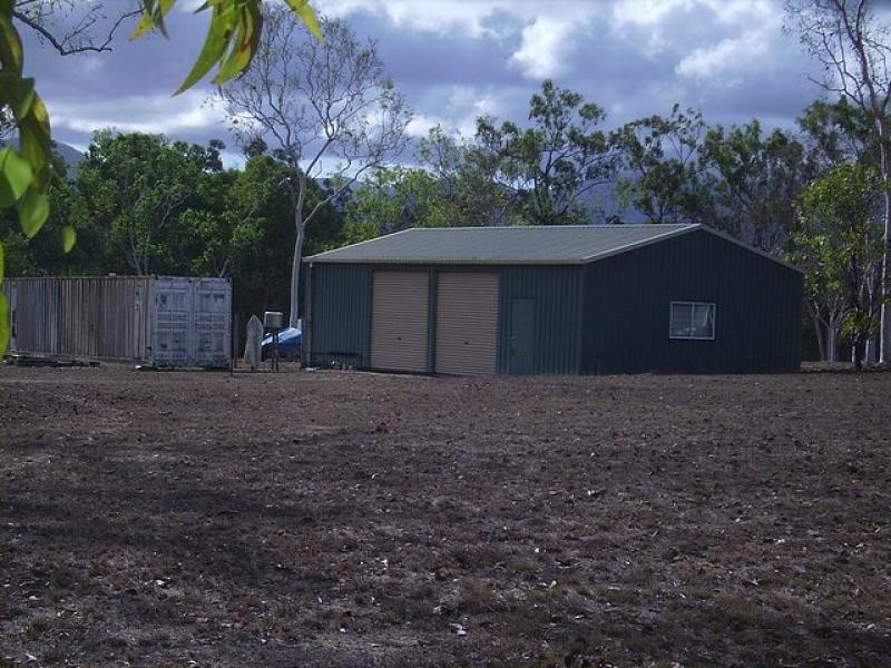 35 Endeavour  Road, Bluewater QLD 4818