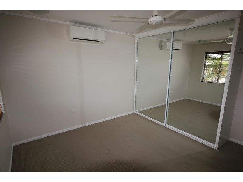 1/15 Hopkins Street, Currajong QLD 4812