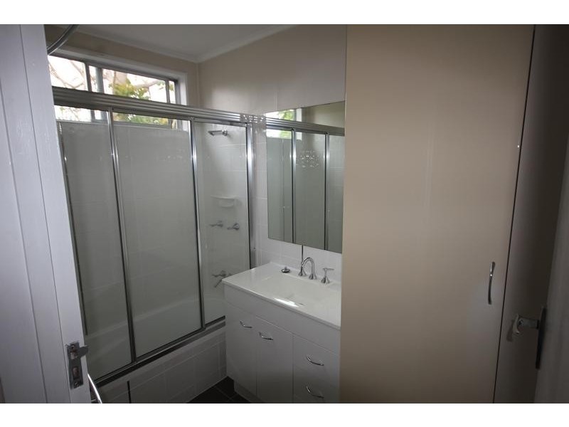 1/15 Hopkins Street, Currajong QLD 4812