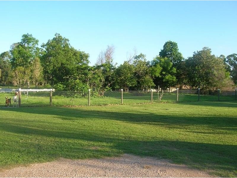 24 Bluemountain Drive, Bluewater QLD 4818