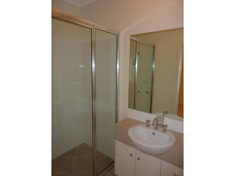 28 Yarra Crescent, Kelso QLD 4815