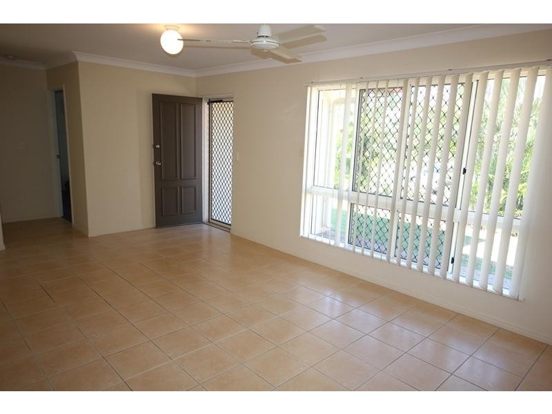 11 Riley  Circuit, Kirwan QLD 4817