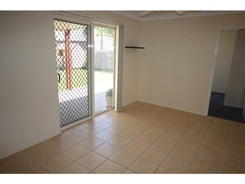 11 Riley  Circuit, Kirwan QLD 4817